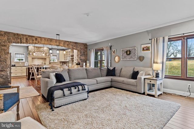 214 N MILL RD, Harrisburg, PA 17112