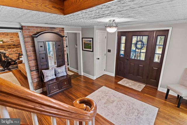 214 N MILL RD, Harrisburg, PA 17112