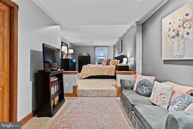 214 N MILL RD, Harrisburg, PA 17112