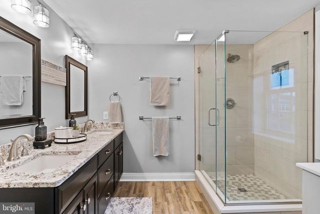 214 N MILL RD, Harrisburg, PA 17112