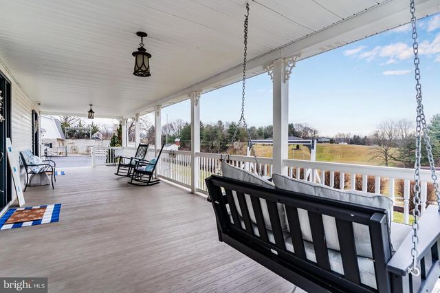 214 N MILL RD, Harrisburg, PA 17112