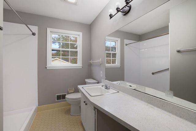 305 Holly Drive, Spartanburg, SC 29301