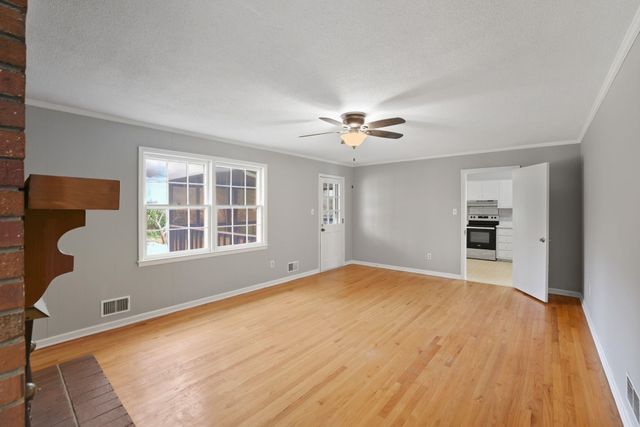 305 Holly Drive, Spartanburg, SC 29301