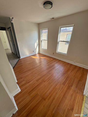 27 Lilac Street, New Haven, CT 06511