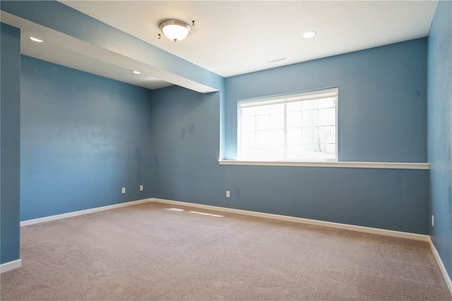 4145 Heather View Drive, Marion, IA 52302