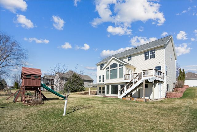 4145 Heather View Drive, Marion, IA 52302