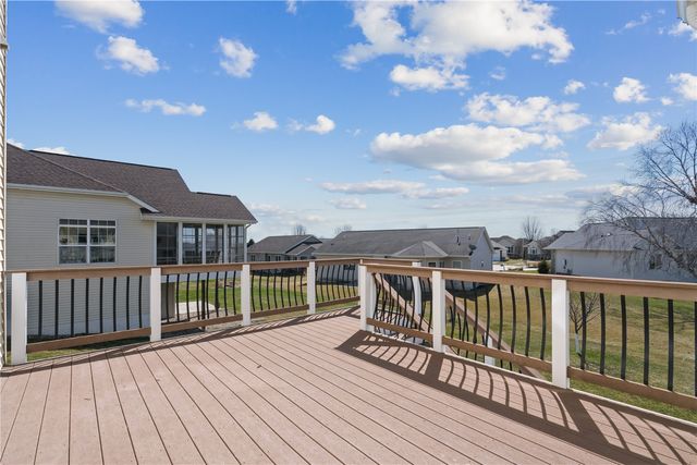 4145 Heather View Drive, Marion, IA 52302