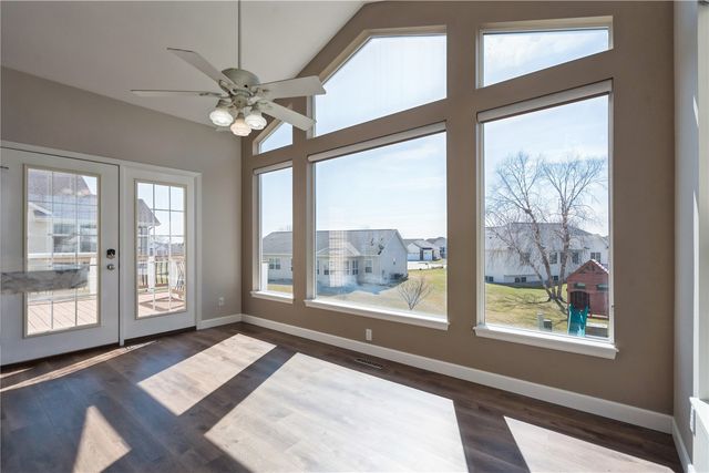 4145 Heather View Drive, Marion, IA 52302