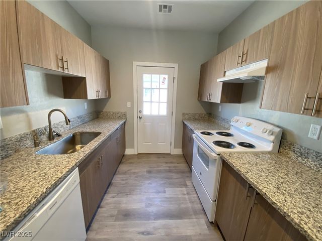 1390 Ogallala Street 3, Pahrump, NV 89048