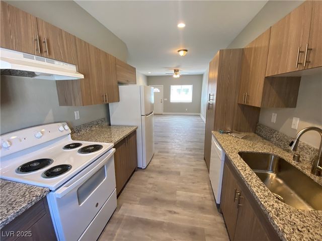 1390 Ogallala Street 3, Pahrump, NV 89048