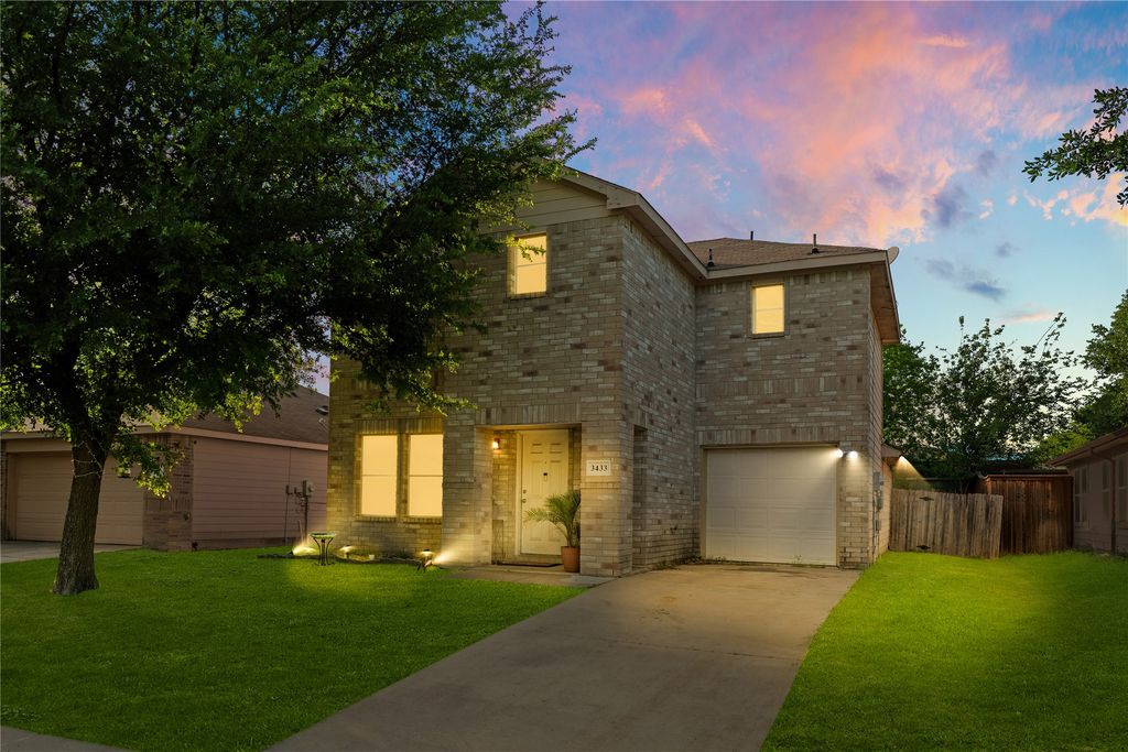3433 Pinebrook Drive, Dallas, TX 75241