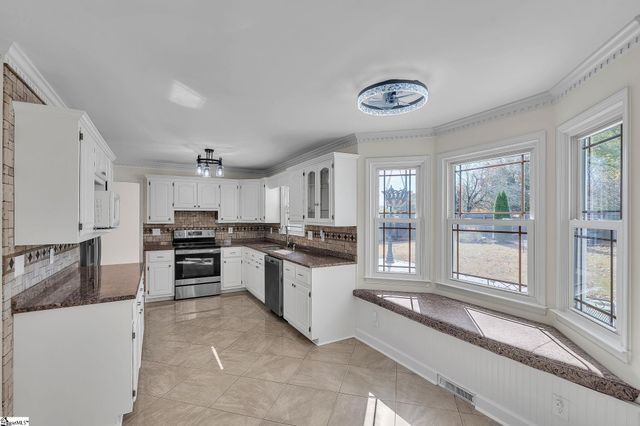 208 Forrester Creek Way, Greenville, SC 29607