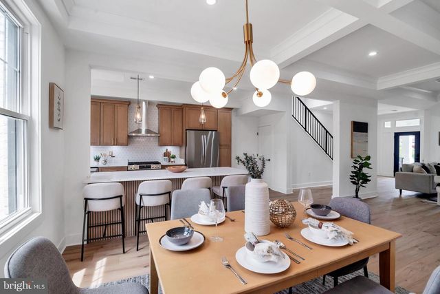 518 RANDOLPH ST NW, Washington, DC 20011