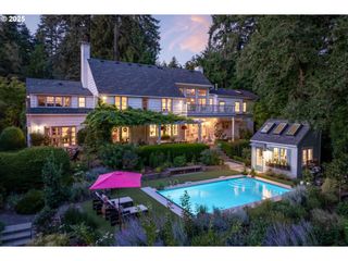 1546 S MILITARY Rd, Portland, OR 97219
