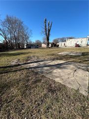 2738 Jackson Avenue, Kansas City, MO 64128