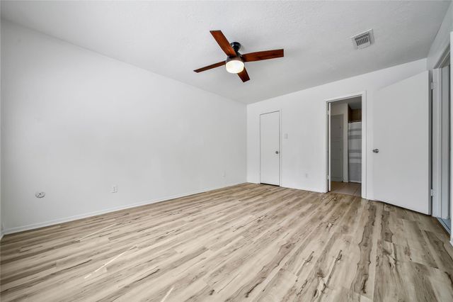 26 Green Field Place, The Woodlands, TX 77380