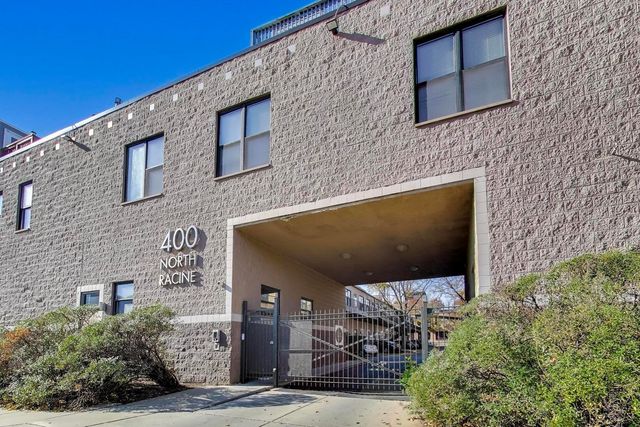 400 N RACINE Avenue 204, Chicago, IL 60642