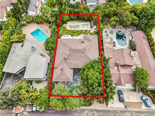 11500 Thurston, Los Angeles, CA 90049