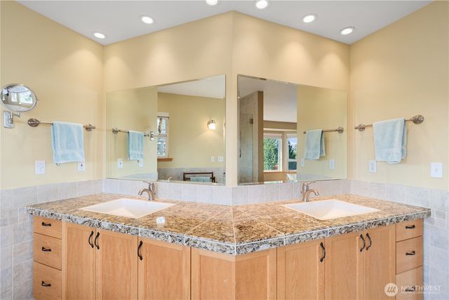 154 Maxview Drive, Port Ludlow, WA 98365