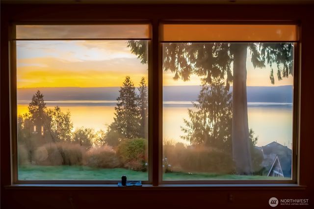 154 Maxview Drive, Port Ludlow, WA 98365