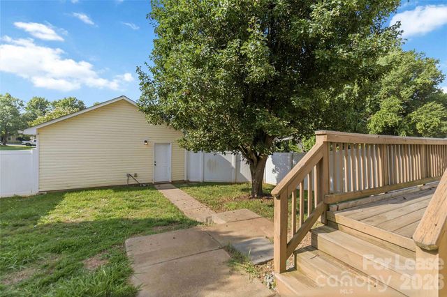 8710 Arrowhead Place Lane, Cornelius, NC 28031
