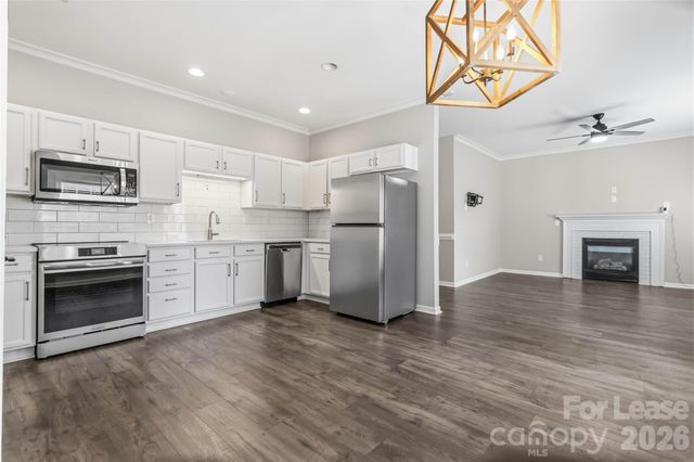 8710 Arrowhead Place Lane, Cornelius, NC 28031