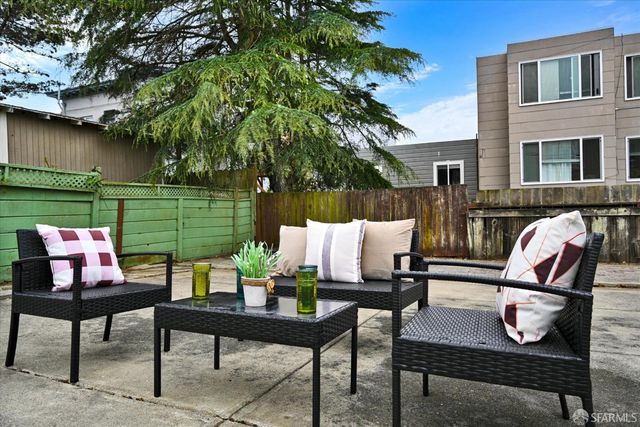 1573 19th Avenue, San Francisco, CA 94122