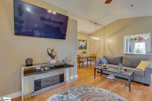 2109 Rolling Green Road, Anderson, SC 29621