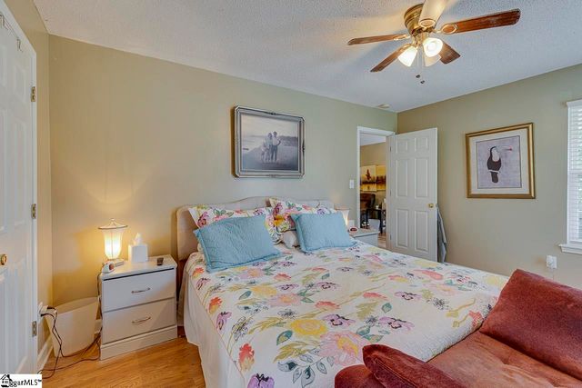 2109 Rolling Green Road, Anderson, SC 29621