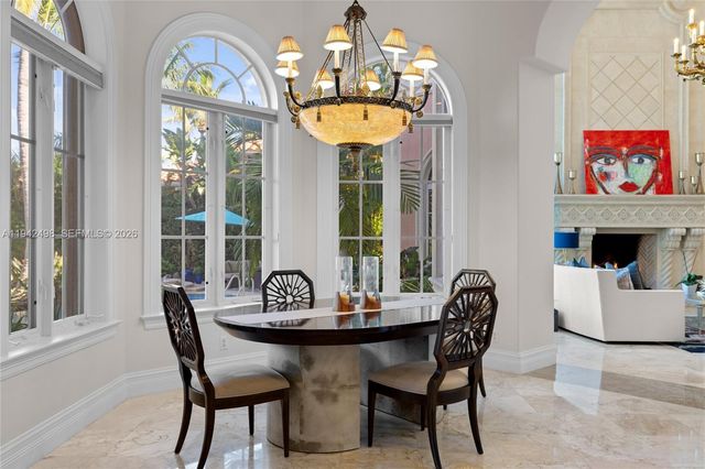 833 Harbour Isle Place, North Palm Beach, FL 33410