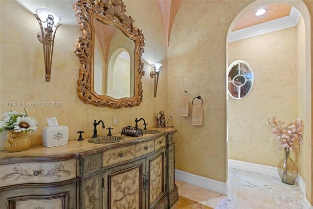 833 Harbour Isle Place, North Palm Beach, FL 33410