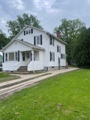 10 Hoffman Street, Auburn, NY 13021