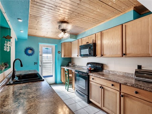 2442 Gorham AVE, Fort Myers, FL 33907