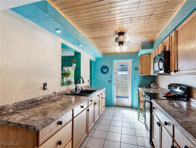 2442 Gorham AVE, Fort Myers, FL 33907