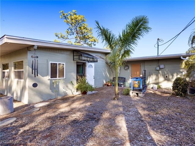 2442 Gorham AVE, Fort Myers, FL 33907