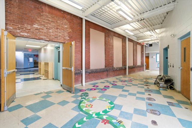 555 Cedar Street, Manchester, NH 03103