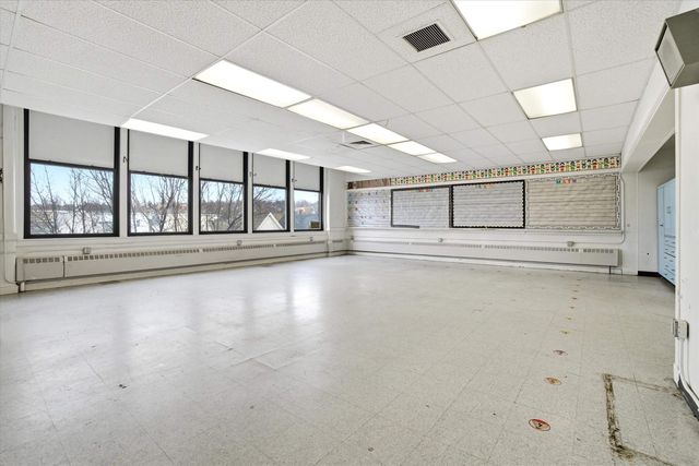 555 Cedar Street, Manchester, NH 03103