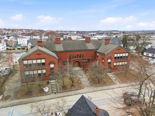 555 Cedar Street, Manchester, NH 03103