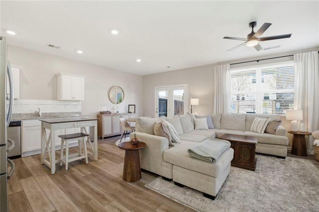 302 Penn Station Way, Cartersville, GA 30120