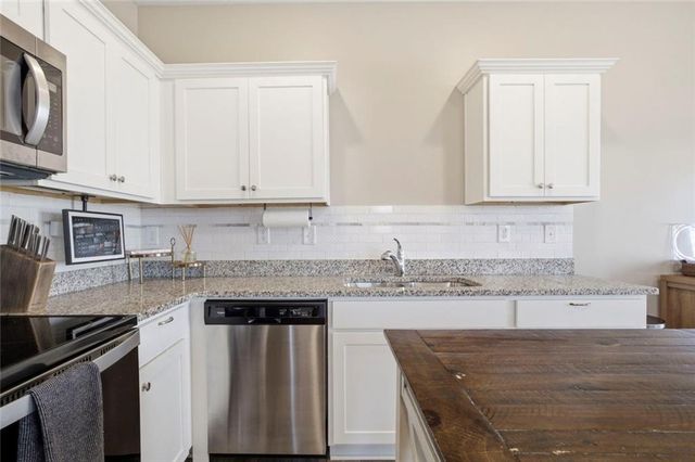 302 Penn Station Way, Cartersville, GA 30120