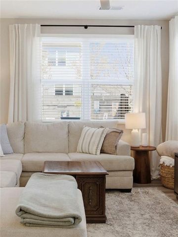 302 Penn Station Way, Cartersville, GA 30120