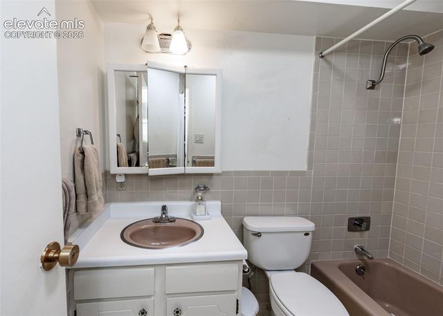 411 Lakewood Circle A408, Colorado Springs, CO 80910
