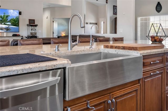 6910 Oak Vista Lane, Oak Hills, CA 92344