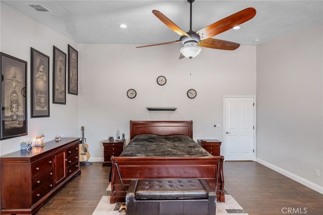 6910 Oak Vista Lane, Oak Hills, CA 92344