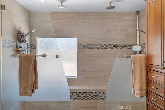 6910 Oak Vista Lane, Oak Hills, CA 92344
