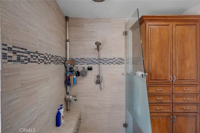 6910 Oak Vista Lane, Oak Hills, CA 92344