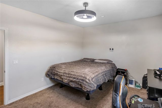6910 Oak Vista Lane, Oak Hills, CA 92344