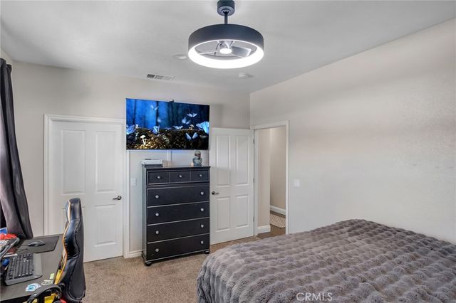 6910 Oak Vista Lane, Oak Hills, CA 92344