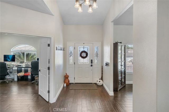 6910 Oak Vista Lane, Oak Hills, CA 92344