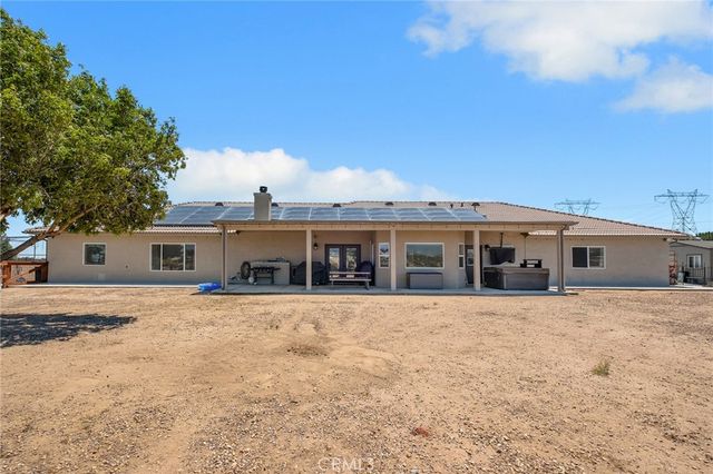 6910 Oak Vista Lane, Oak Hills, CA 92344